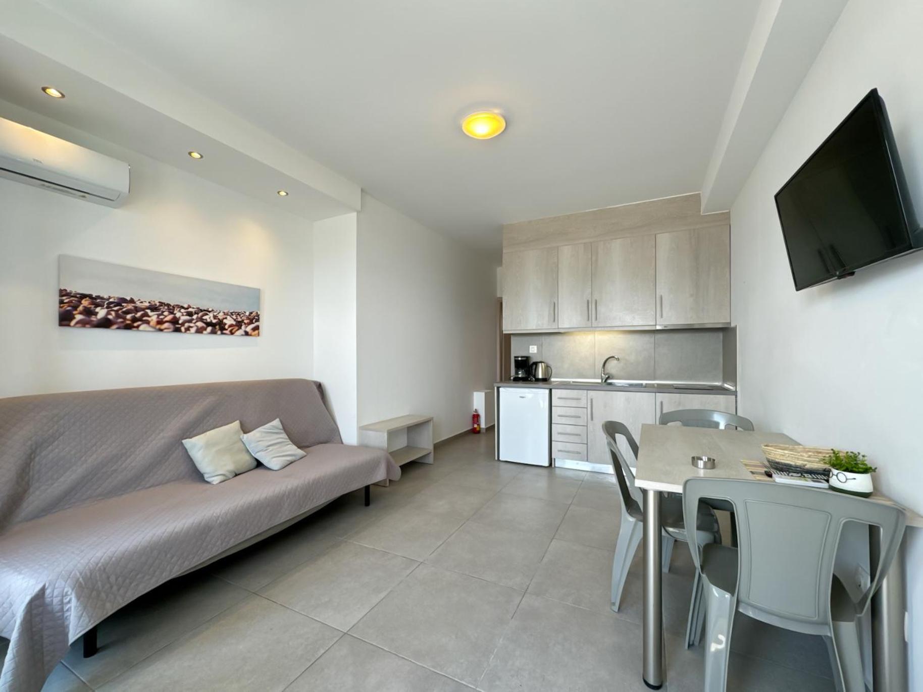 Blue Horizon 2 Apartment Nea Kallikrateia Екстериор снимка